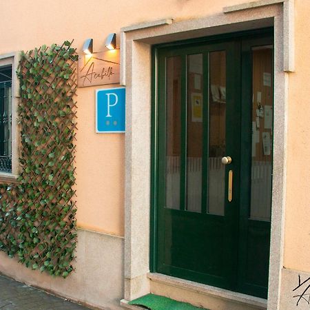 Acubillo Hotel Palas de Rei Buitenkant foto