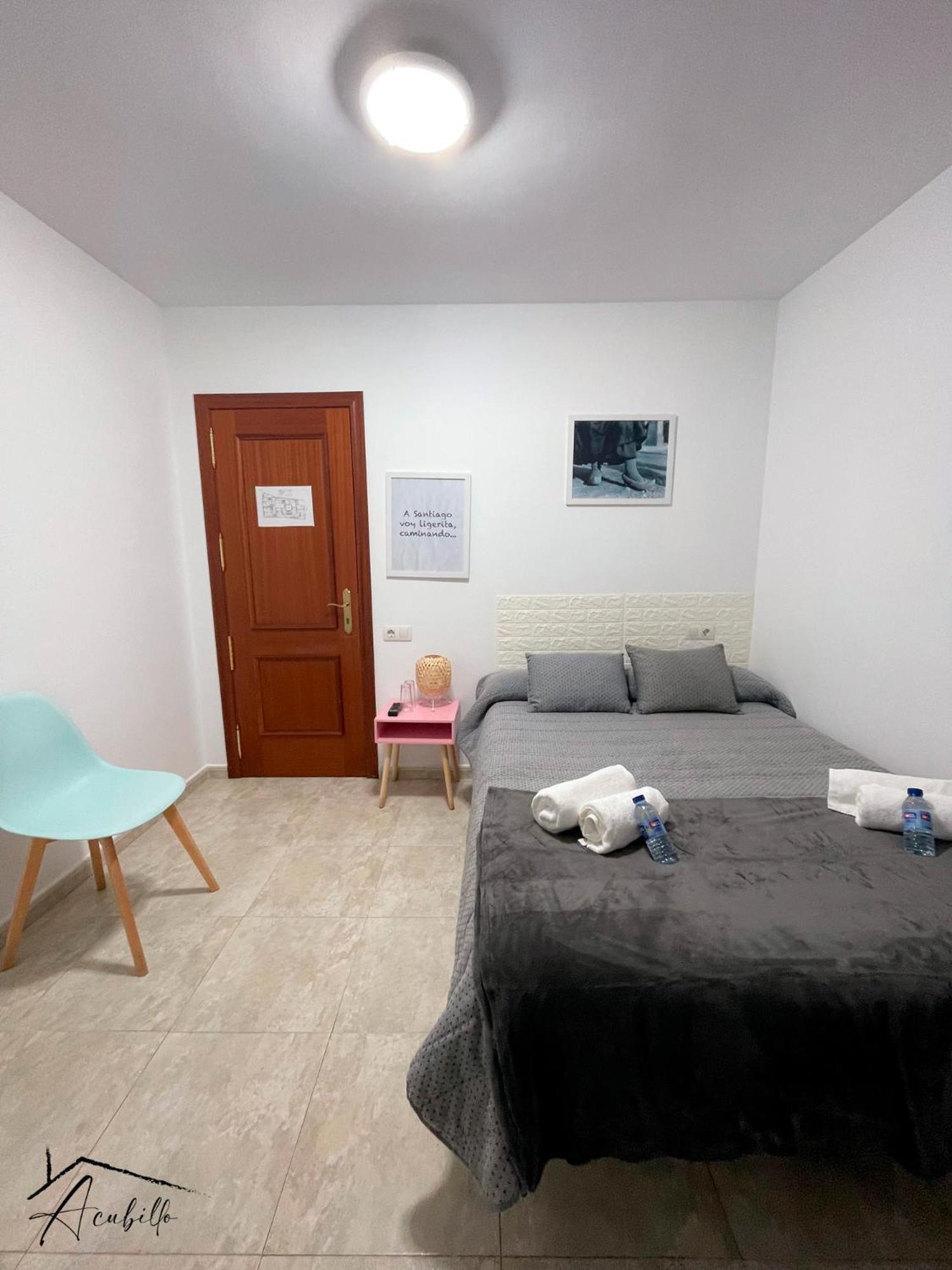 Acubillo Hotel Palas de Rei Buitenkant foto